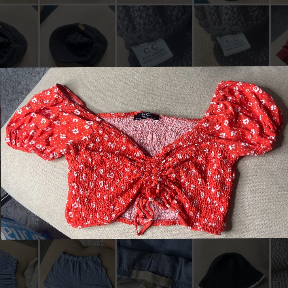 Bershka Crop Top